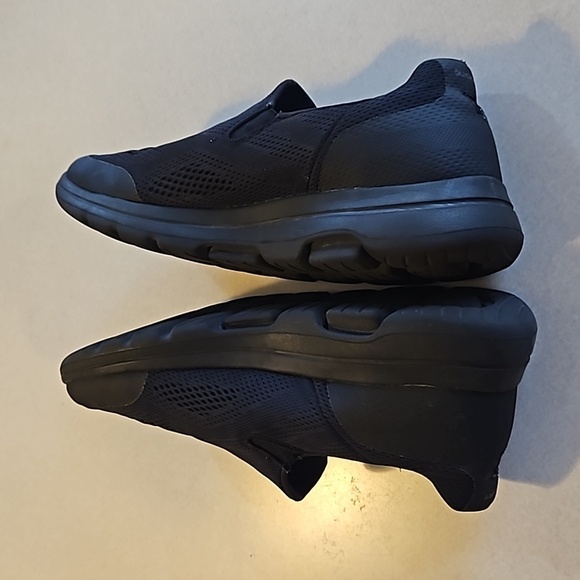 Skechers Black quick fit sneakers - Picture 8 of 12